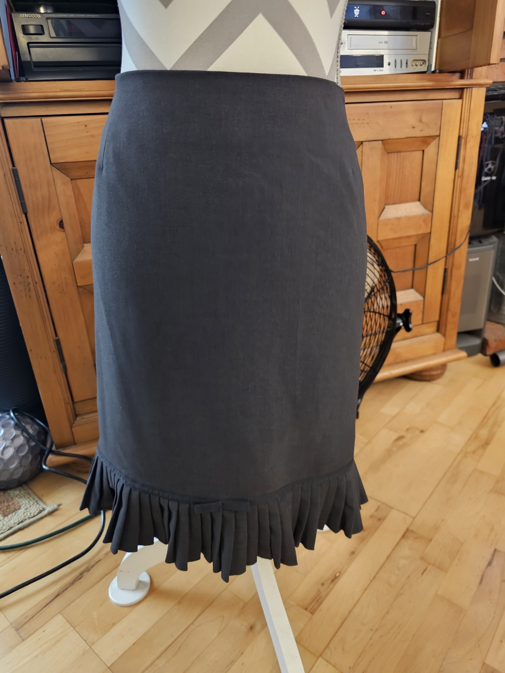 Worthington Charcoal Gray A-Line Skirt with Pleated Ruffle Hem